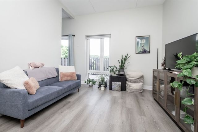 133 Salem 302, Revere, MA 02151