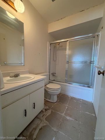 4905 Coventry Street, Royal Oak, MI 48073