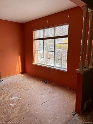 4905 Coventry Street, Royal Oak, MI 48073