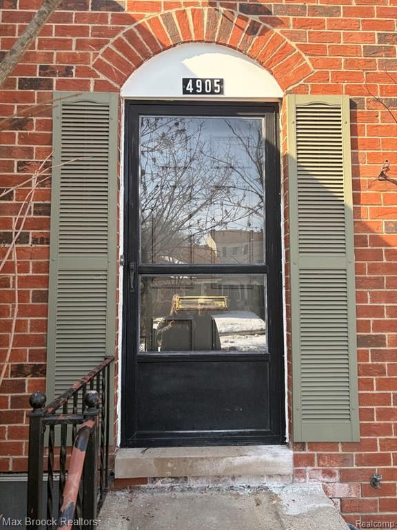 4905 Coventry Street, Royal Oak, MI 48073