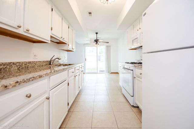 5616 W Von Avenue A, Monee, IL 60449