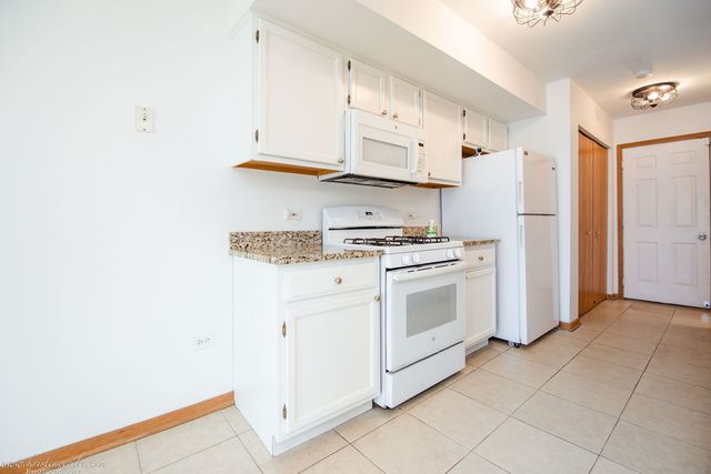 5616 W Von Avenue A, Monee, IL 60449