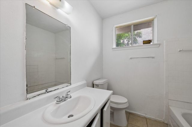 4938 Glenridge Street, Houston, TX 77053