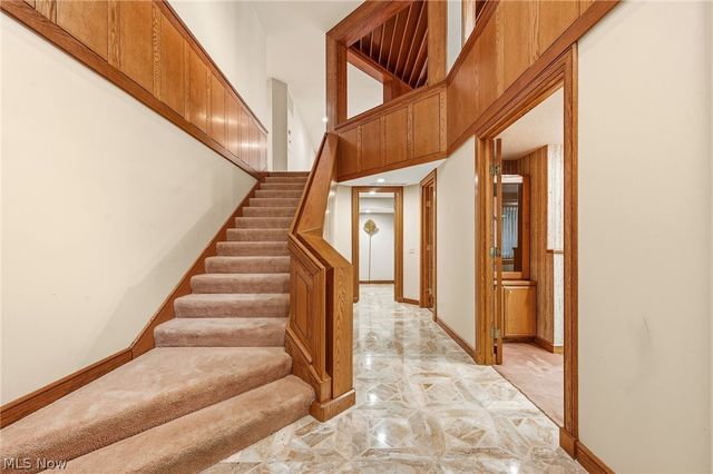22916 Lake Road, Bay Village, OH 44140