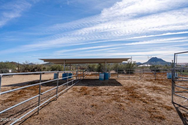 2336 W ESTRELLA Road, New River, AZ 85087