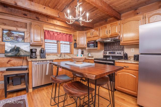 1510 Dawn Lane, Sevierville, TN 37876