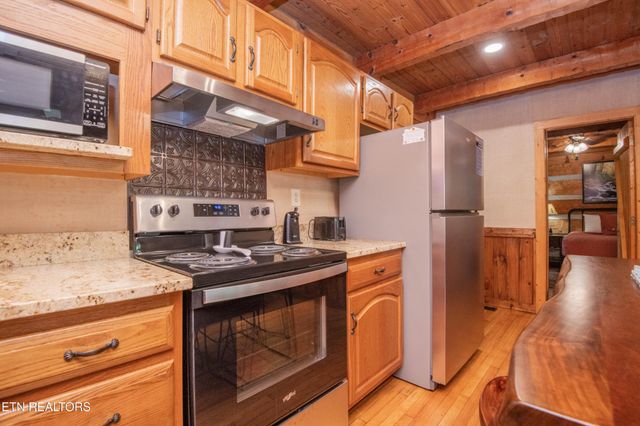 1510 Dawn Lane, Sevierville, TN 37876