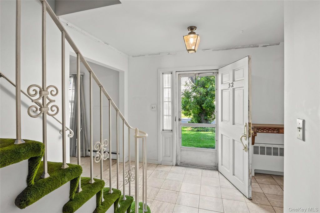 52 Borglum Road, Manhasset, NY 11030 — photo 3