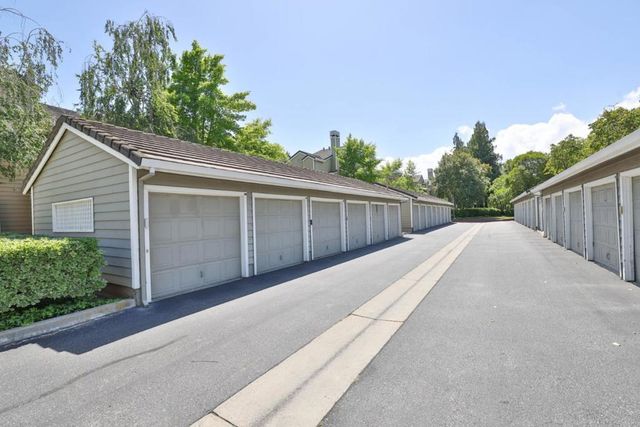 5924 Bridgeport Lake Way, San Jose, CA 95123