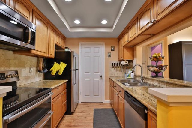 5924 Bridgeport Lake Way, San Jose, CA 95123