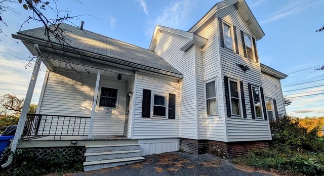 71 Linden St, Taunton, MA 02780