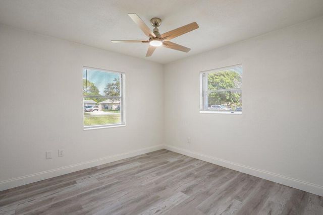 911 SE Dolphin Drive, Stuart, FL 34996