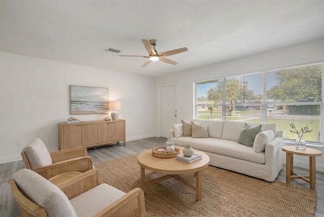 911 SE Dolphin Drive, Stuart, FL 34996