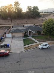 616 S Belden, Rialto, CA 92376