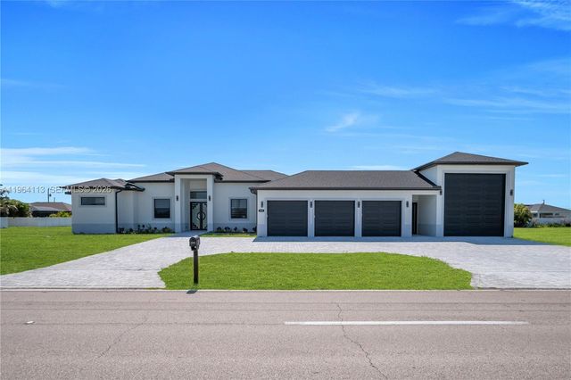 302 N El Dorado Boulevard, Cape Coral, FL 33993
