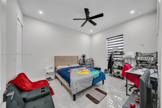 302 N El Dorado Boulevard, Cape Coral, FL 33993