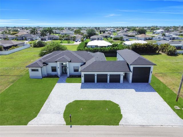 302 N El Dorado Boulevard, Cape Coral, FL 33993