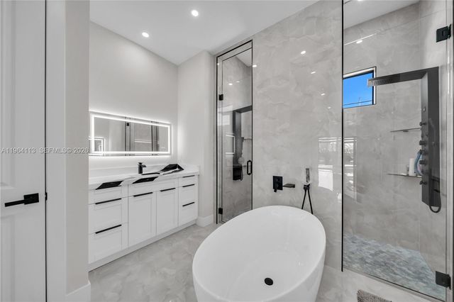 302 N El Dorado Boulevard, Cape Coral, FL 33993