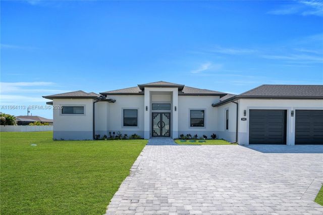 302 N El Dorado Boulevard, Cape Coral, FL 33993