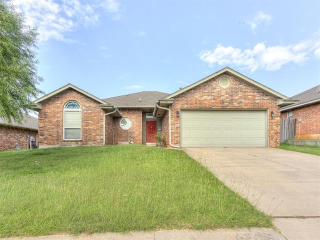 1501 Meadow Run Drive, Moore, OK 73160