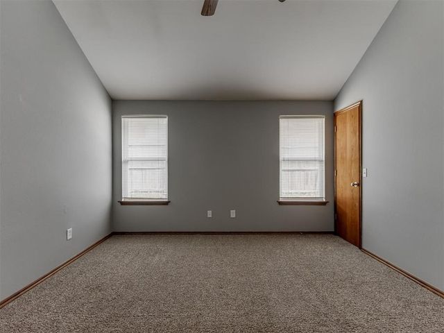 1501 Meadow Run Drive, Moore, OK 73160