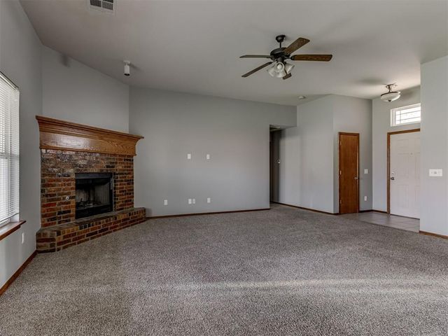 1501 Meadow Run Drive, Moore, OK 73160