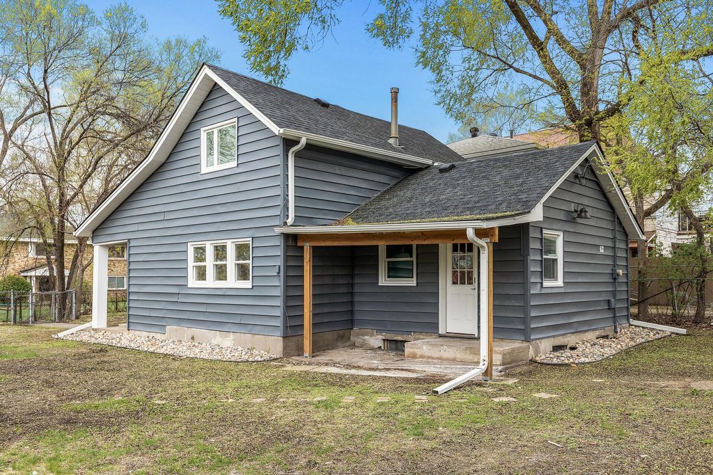 633 Polk Street NE, Minneapolis, MN 55413 — exterior