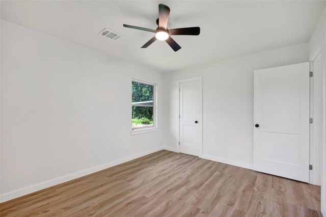 13030 Knollcrest Street, Houston, TX 77015
