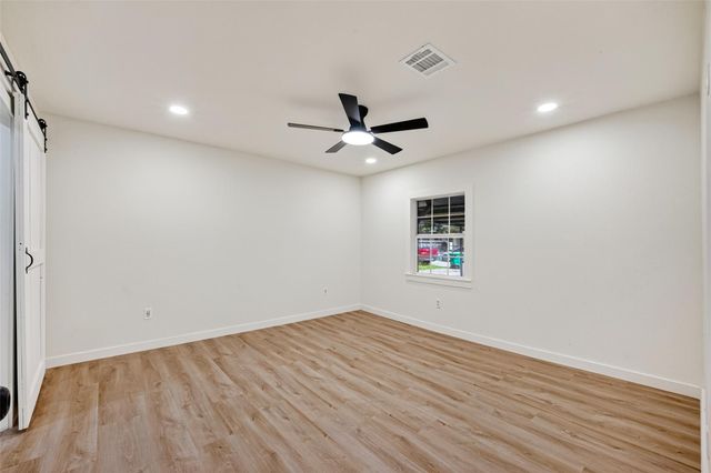 13030 Knollcrest Street, Houston, TX 77015