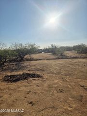 8765 S Fillmore Road, Tucson, AZ 85736