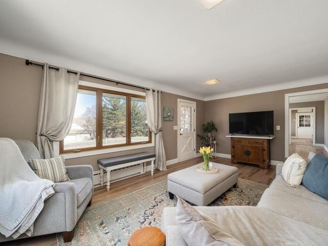 1380 Braun Court, Eagan, MN 55123