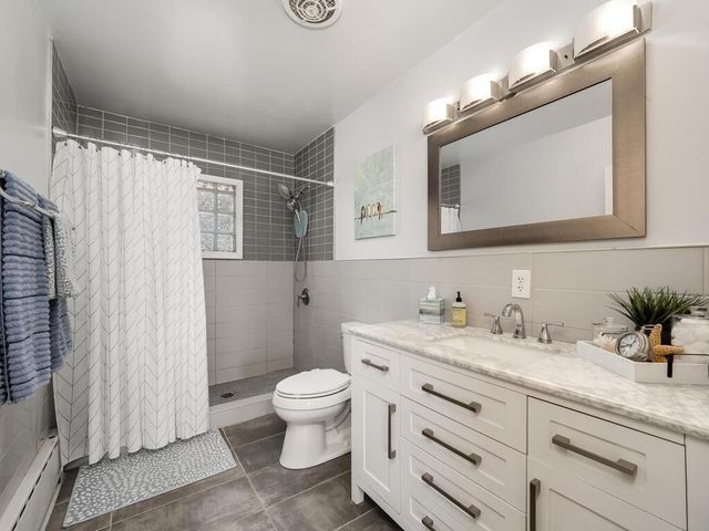 1380 Braun Court, Eagan, MN 55123