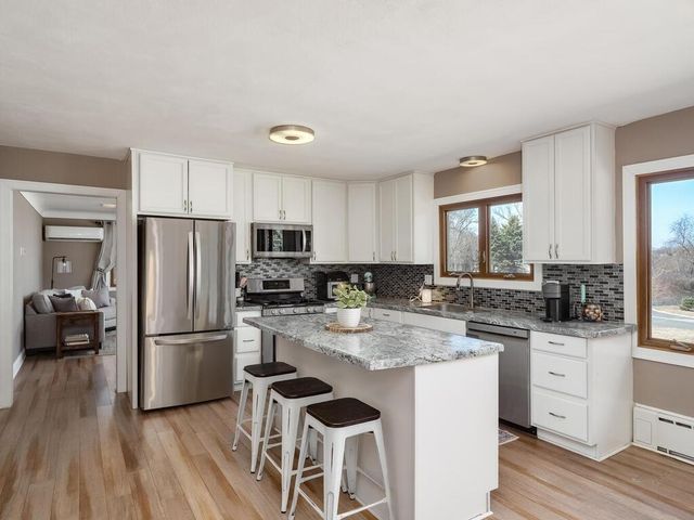 1380 Braun Court, Eagan, MN 55123