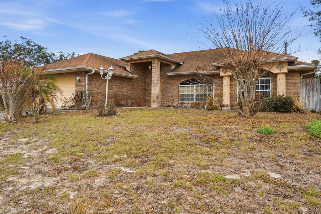 Image 2 of property listing at 2270 CARSON LANE, Deltona, FL 32738