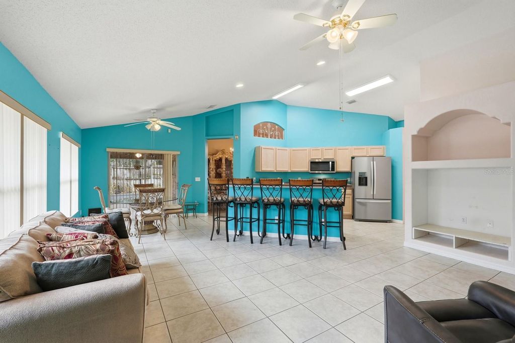 Image 12 of property listing at 2270 CARSON LANE, Deltona, FL 32738