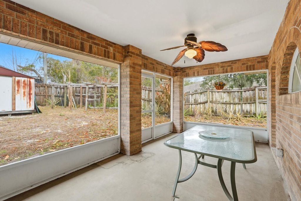 Image 23 of property listing at 2270 CARSON LANE, Deltona, FL 32738