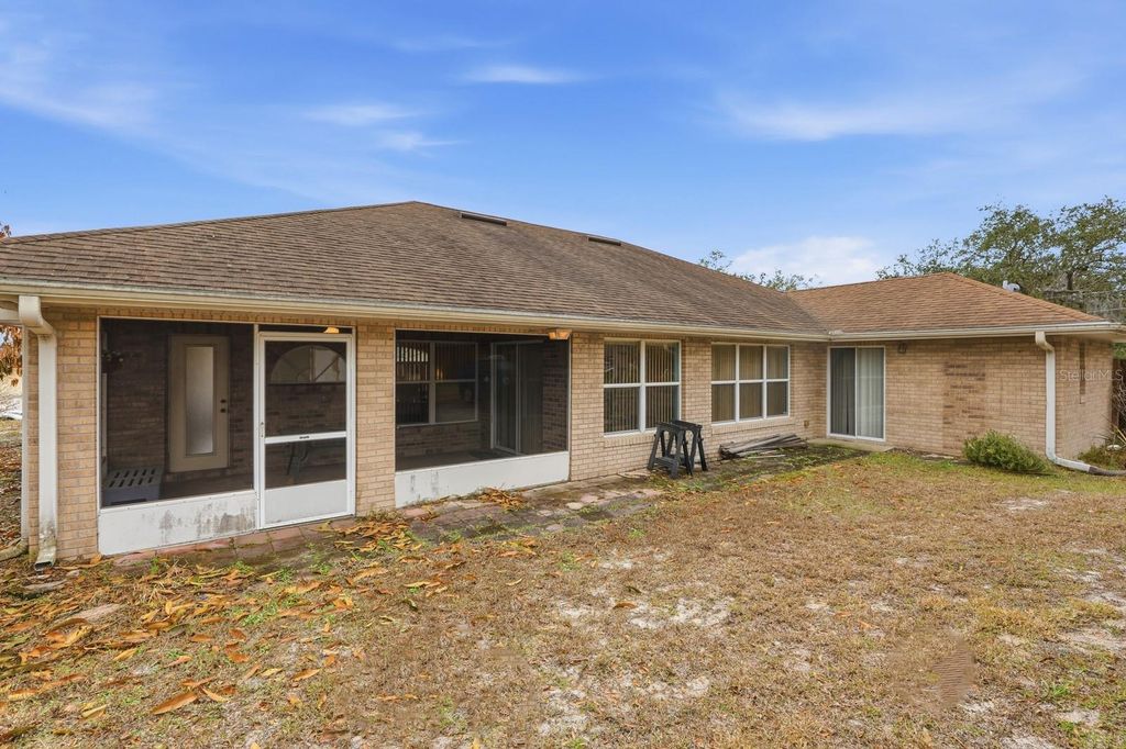 Image 25 of property listing at 2270 CARSON LANE, Deltona, FL 32738
