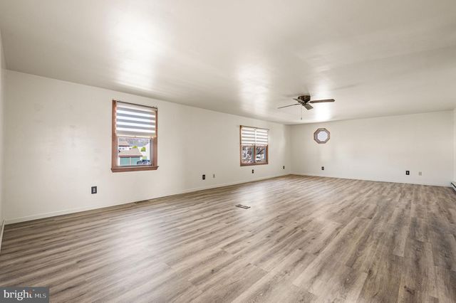 14 LANCASTER CT, Westampton, NJ 08060