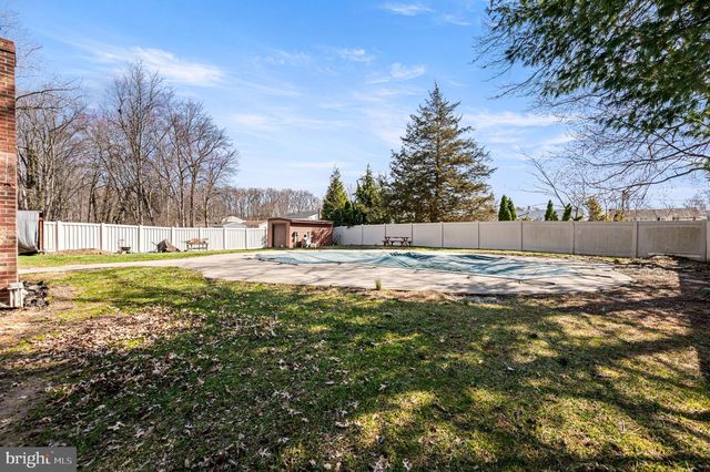 14 LANCASTER CT, Westampton, NJ 08060