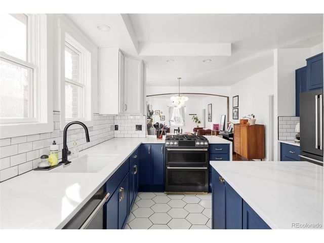 2542 Irving St, Denver, CO 80211