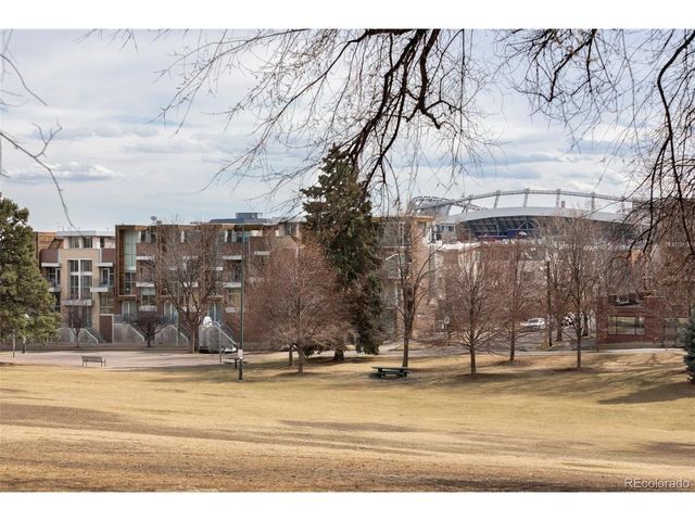 2542 Irving St, Denver, CO 80211