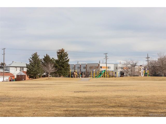 2542 Irving St, Denver, CO 80211