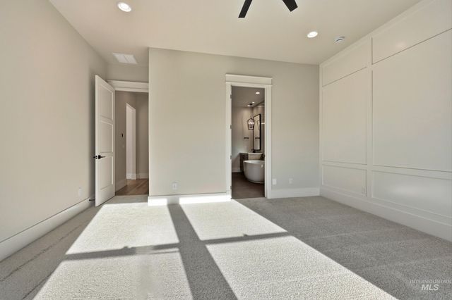 1090 E Crescendo St, Meridian, ID 83642