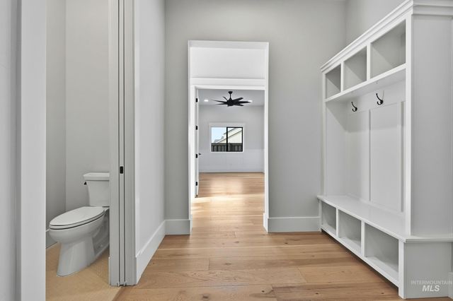 1090 E Crescendo St, Meridian, ID 83642