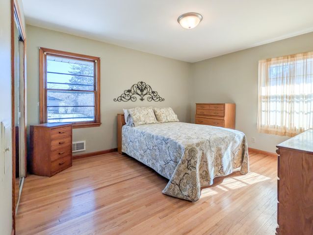 8207 Fremont Avenue S, Bloomington, MN 55420