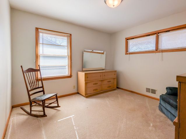 8207 Fremont Avenue S, Bloomington, MN 55420