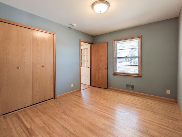 8207 Fremont Avenue S, Bloomington, MN 55420