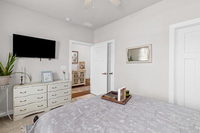 202 Lynx Lane, Summerville, SC 29483