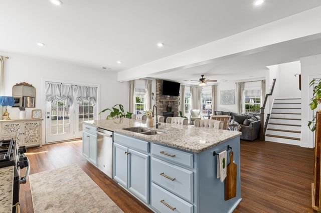 202 Lynx Lane, Summerville, SC 29483