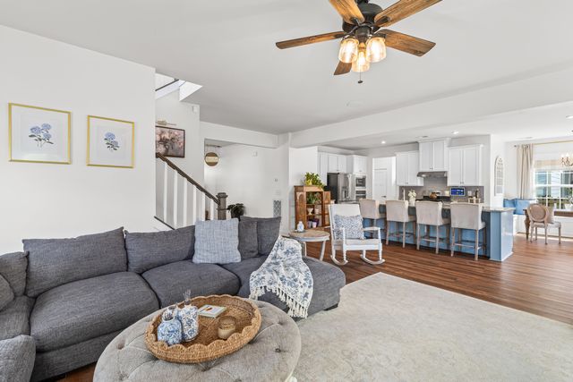 202 Lynx Lane, Summerville, SC 29483